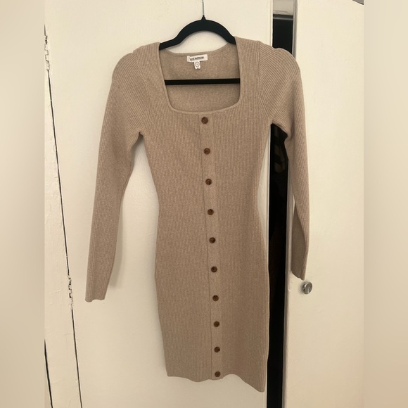 Good American THE BUTTON UP SWEATER DRESS - Picture 4 of 6